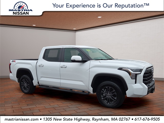 2024 Toyota Tundra SR5's photo