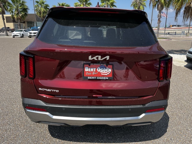 2025 Kia Sorento S photo 5