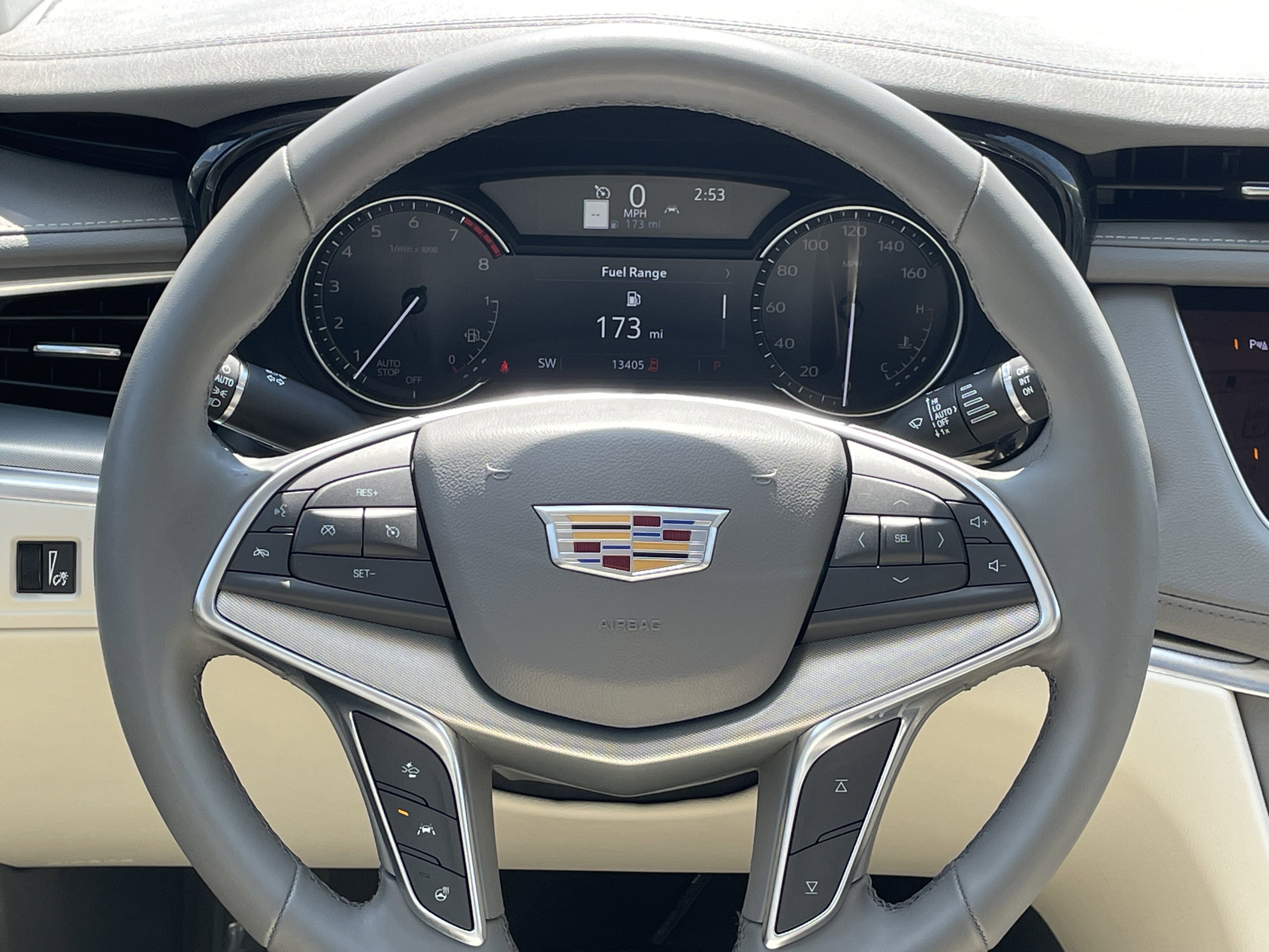 2025 Cadillac XT5 Premium Luxury photo 9