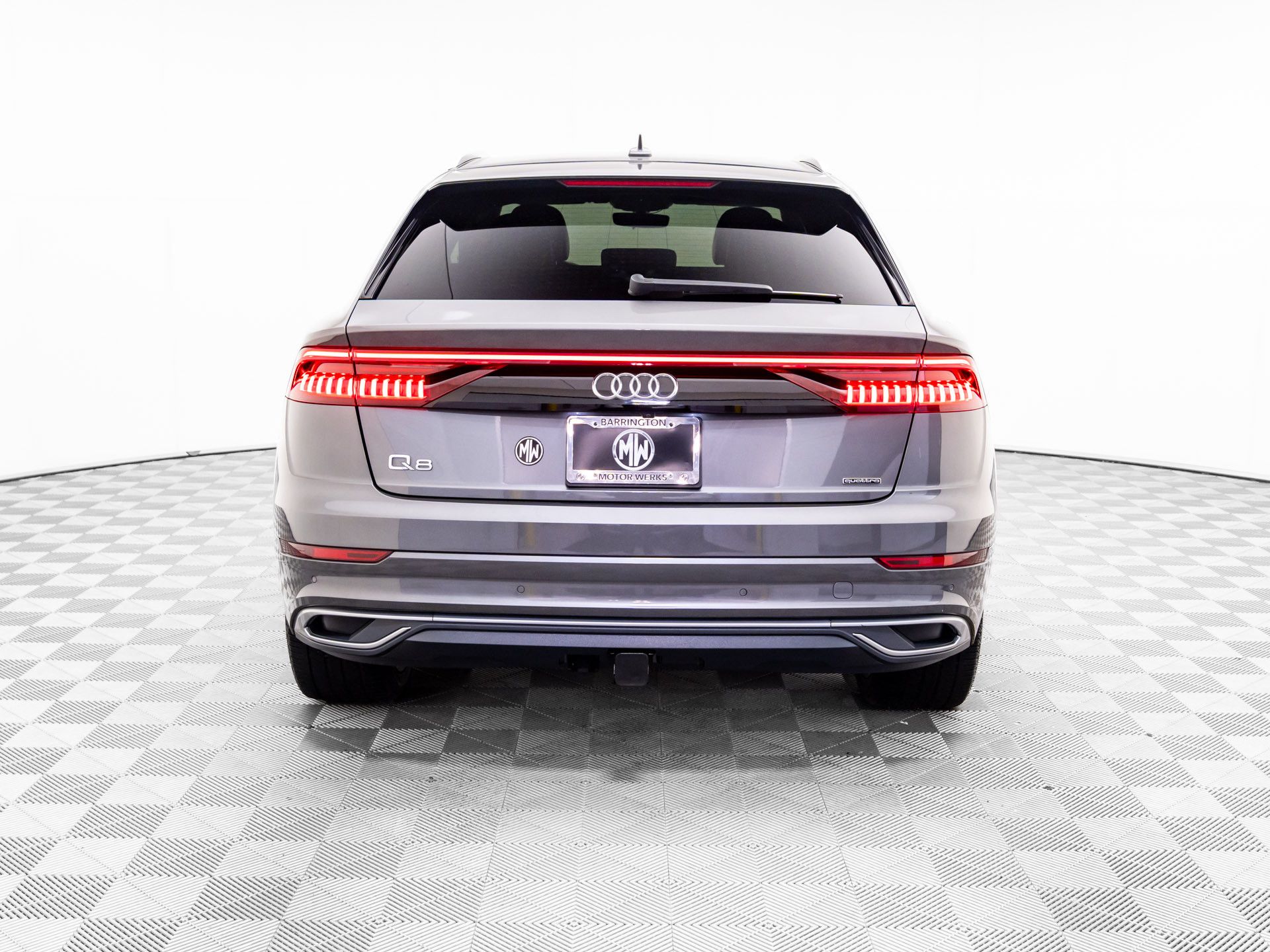 2019 Audi Q8 Prestige photo 4