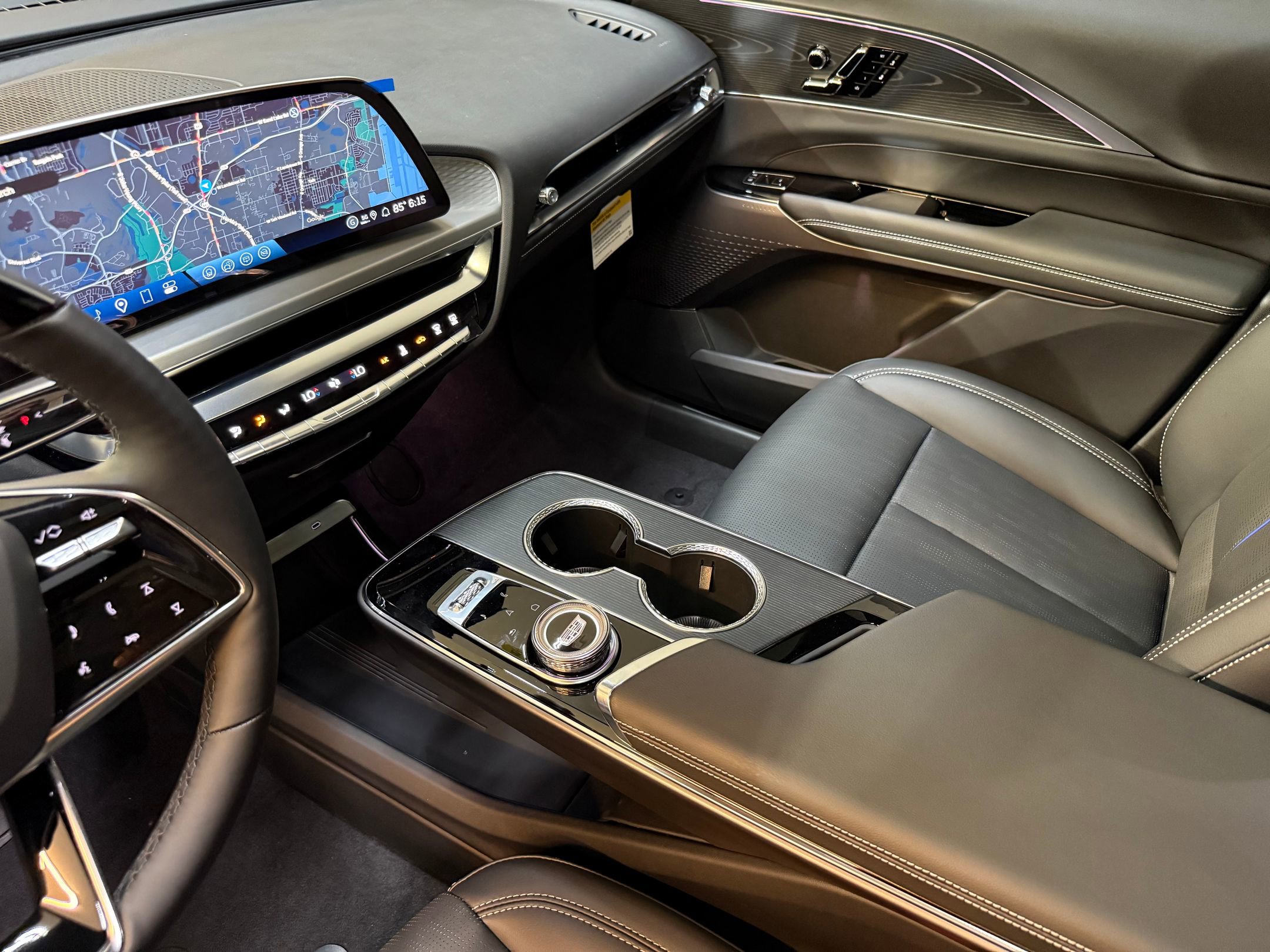 2026 Cadillac Lyriq Sport photo 32