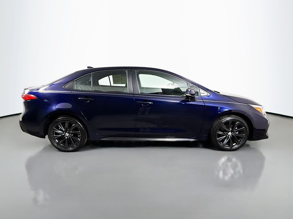 2024 Toyota Corolla SE photo 8