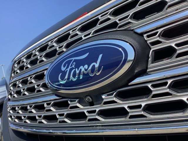 2022 Ford Explorer Limited photo 4