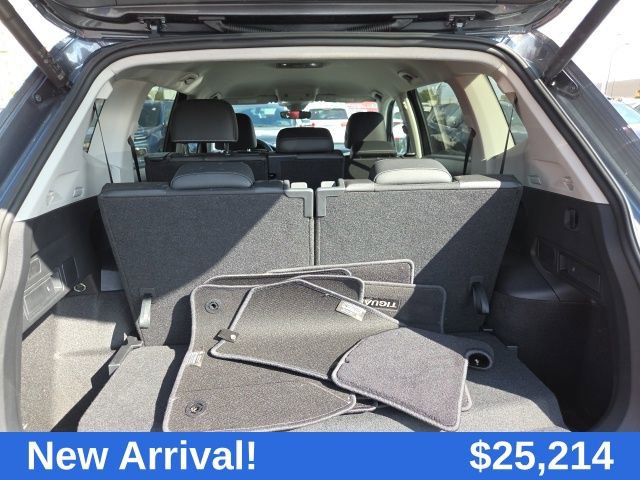2024 Volkswagen Tiguan SE Wolfsburg Edition photo 3