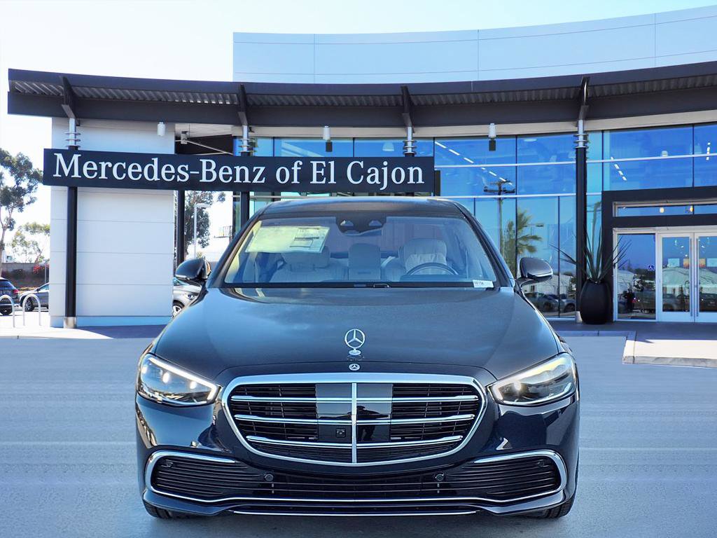 2026 Mercedes Benz S 500 4MATIC photo 2