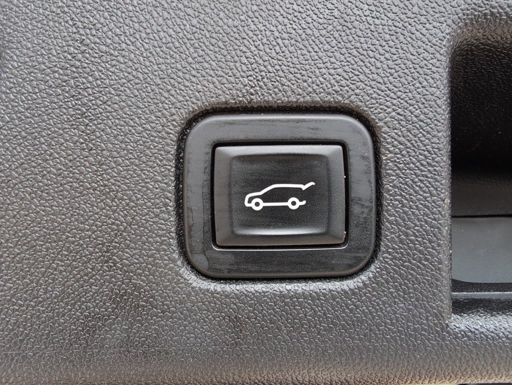 2018 Chevrolet Equinox LT photo 11
