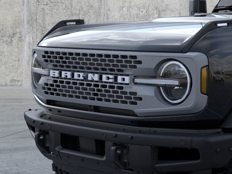 2024 Ford Bronco Badlands photo 18