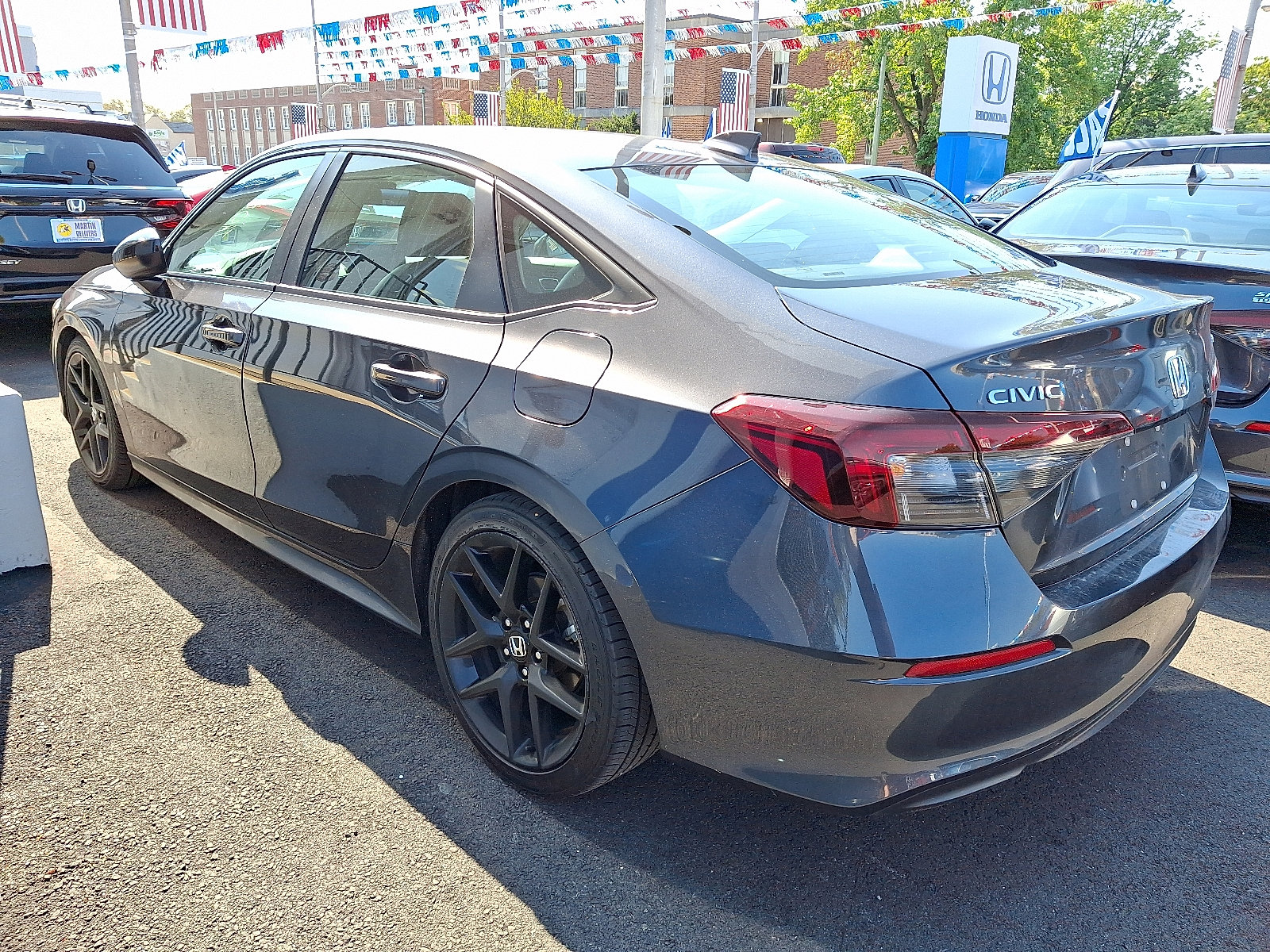 2025 Honda Civic Sport photo 6