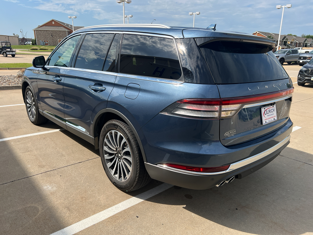 2020 Lincoln Aviator Reserve photo 3