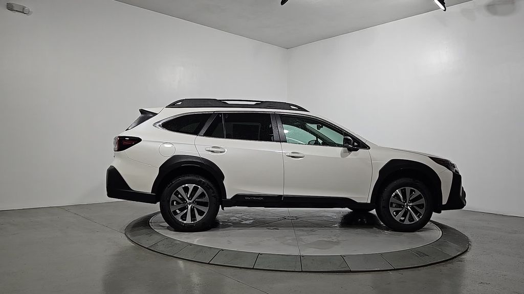 2025 Subaru Outback Premium photo 6