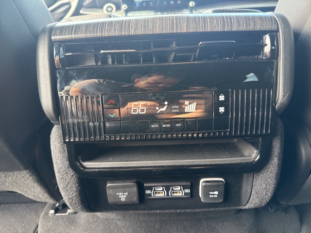 2024 Jeep Wagoneer Series II photo 20