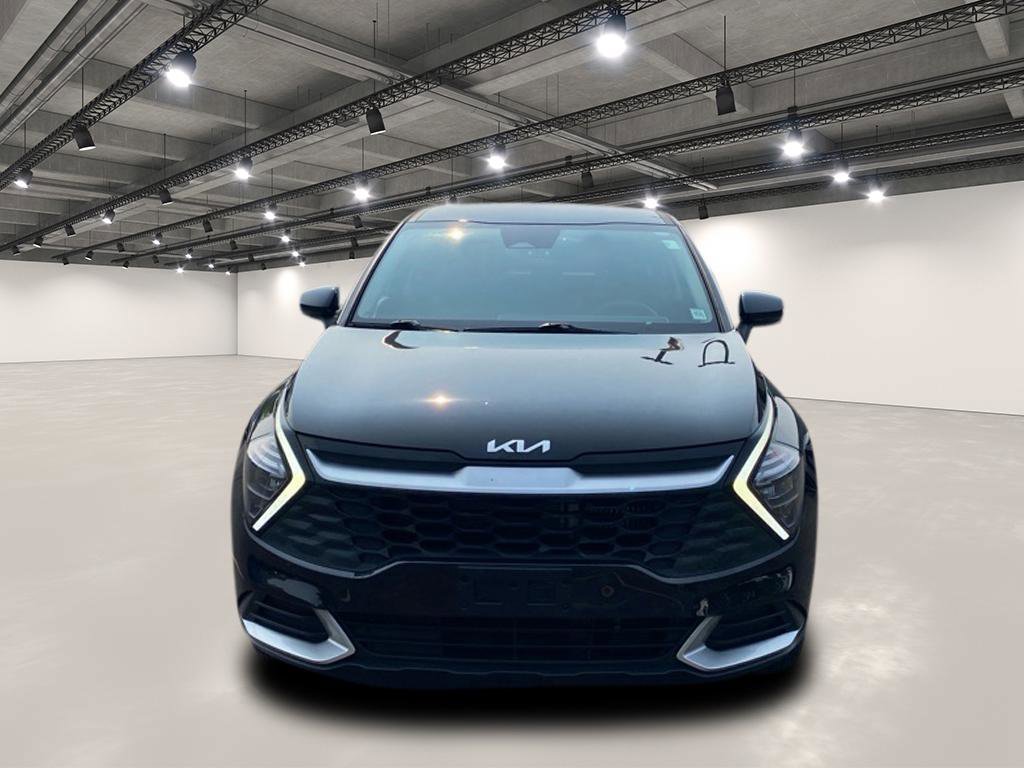 2023 Kia Sportage Hybrid LX photo 2