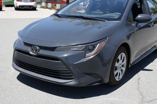 2024 Toyota Corolla LE photo 7