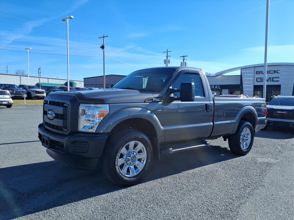 2014 Ford F-250 Super Duty XL's photo
