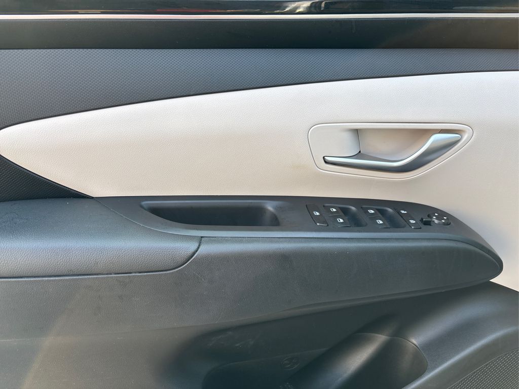 2022 Hyundai Tucson SEL photo 21