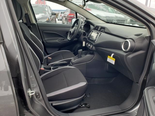2025 Nissan Versa S photo 15