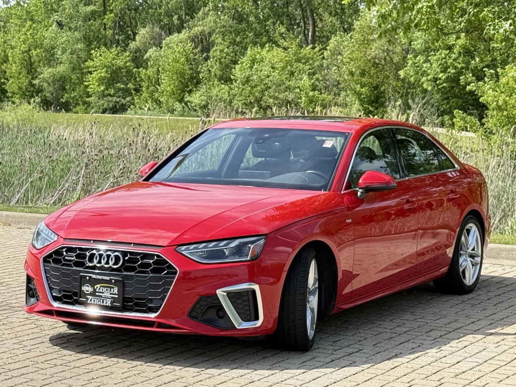 2023 Audi A4 45 S line Premium Plus Quattro photo 4