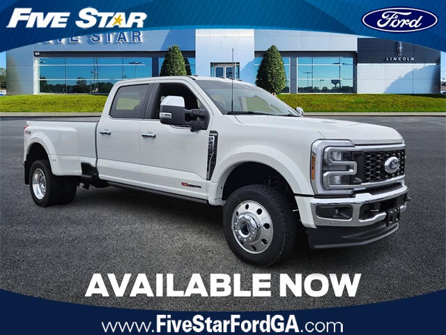2026 Ford F-450 Super Duty King Ranch's photo