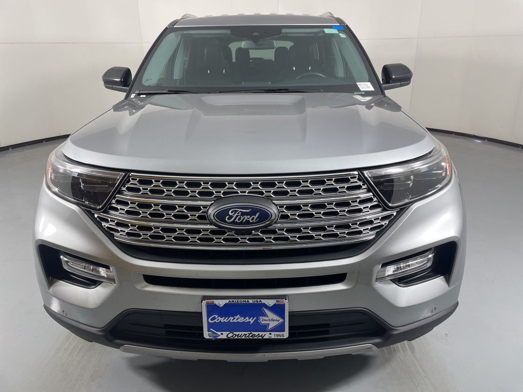 2024 Ford Explorer Limited photo 4