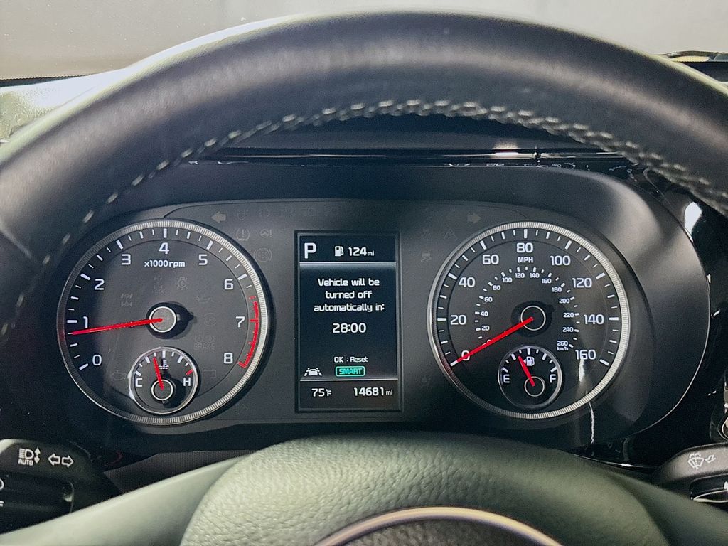 2024 Kia K5 GT-Line photo 14
