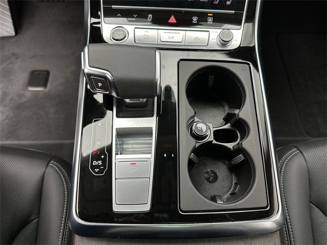 2023 Audi Q8 55 Prestige photo 12