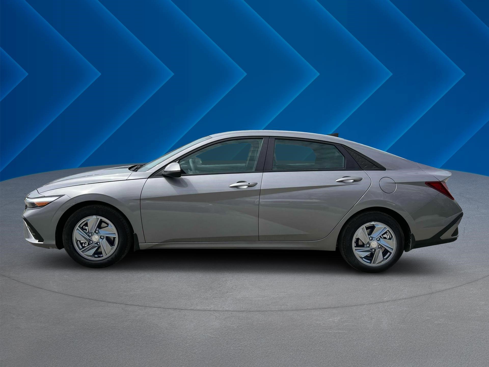 2025 Hyundai Elantra SE photo 3