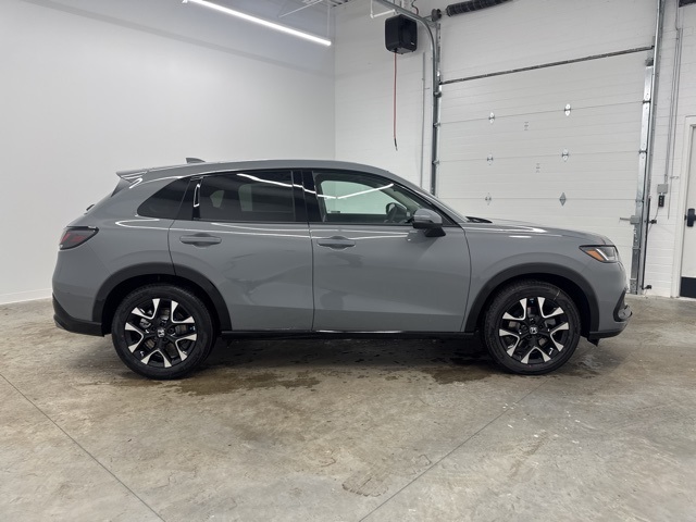 2026 Honda HR-V EX-L photo 2