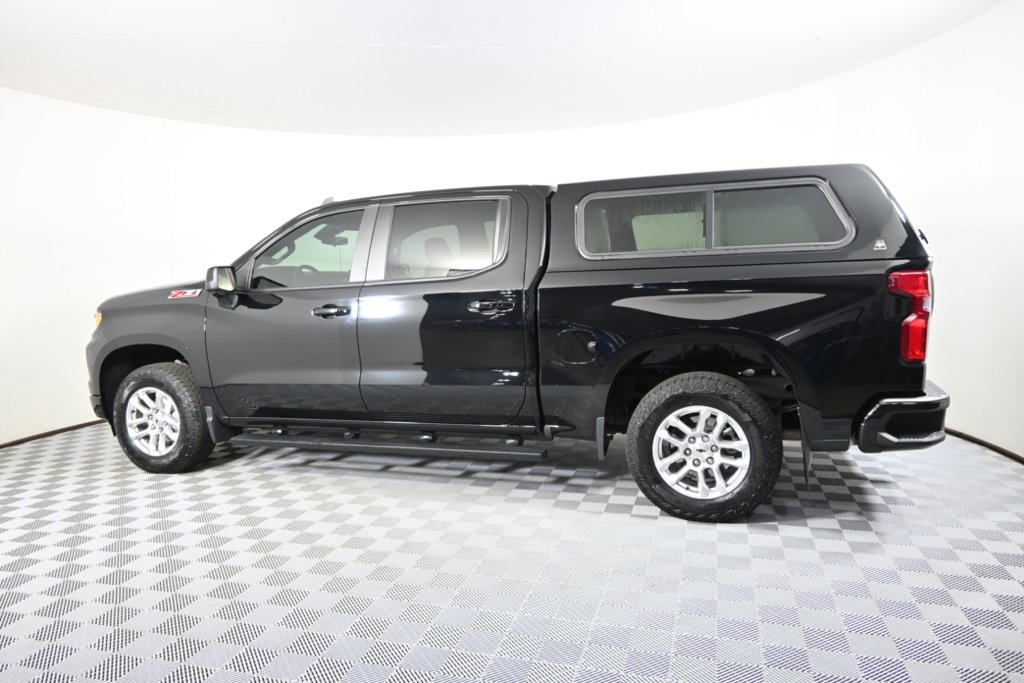 2022 Chevrolet Silverado 1500 RST photo 3