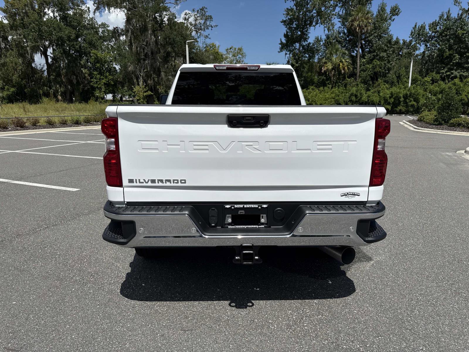 2025 Chevrolet Silverado 2500HD photo 4