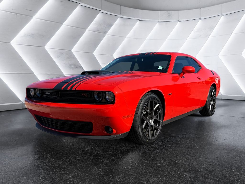 2018 Dodge Challenger R/T photo 3