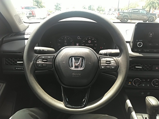 2025 Honda Accord SE photo 8