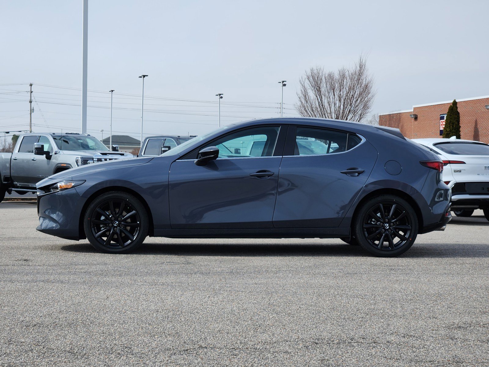 2025 Mazda Mazda3 Hatchback 2.5 s Carbon photo 4