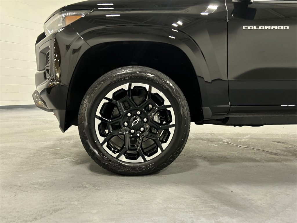 2026 Chevrolet Colorado Z71 photo 18