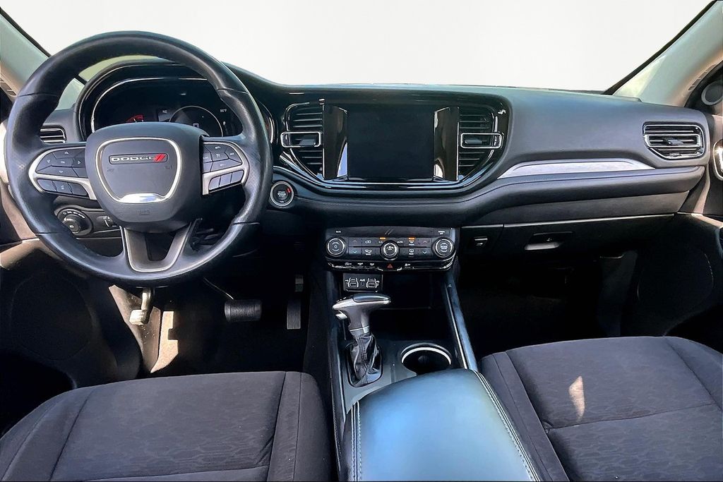 2021 Dodge Durango SXT photo 3
