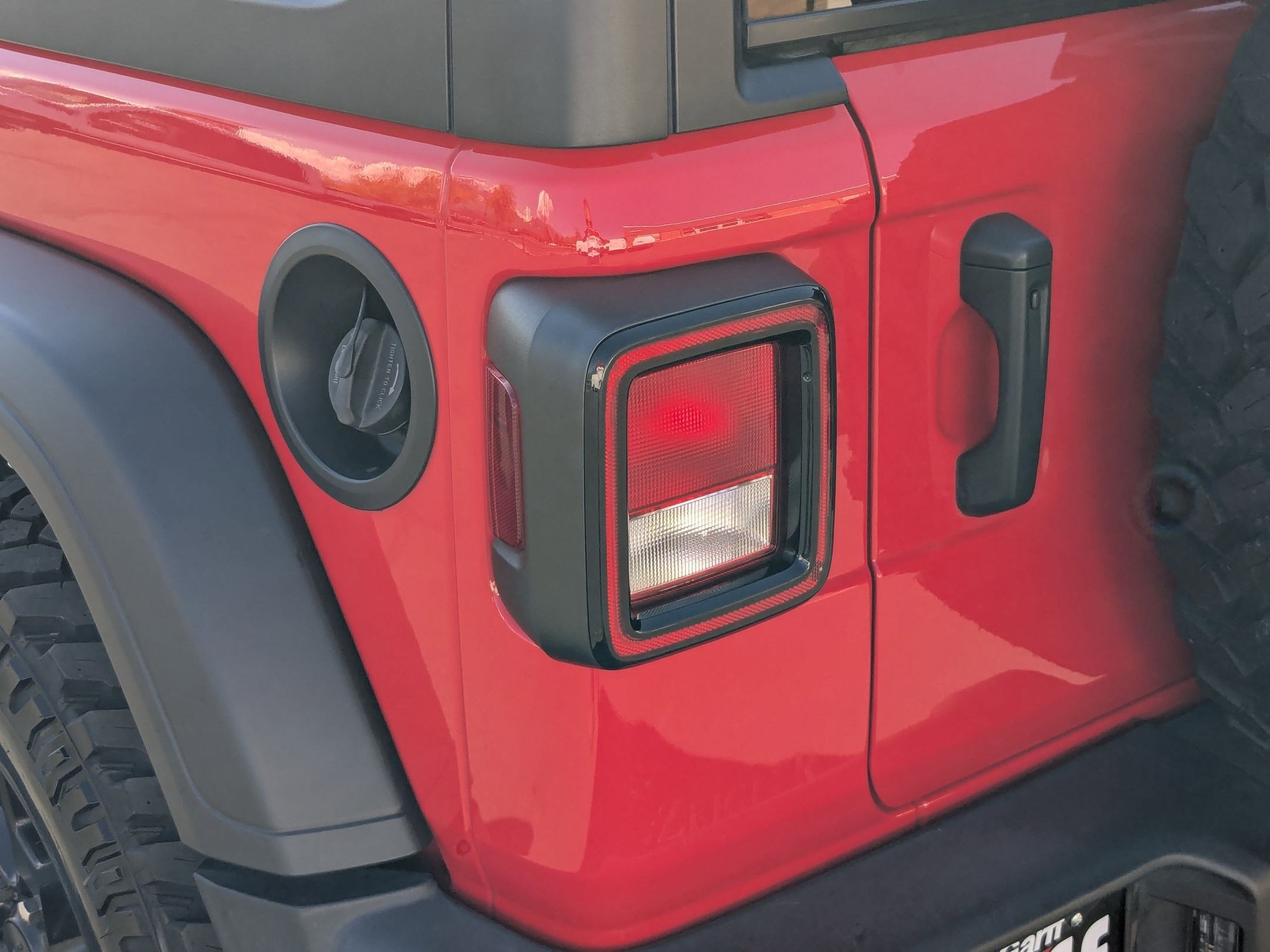 2022 Jeep Wrangler Willys photo 10