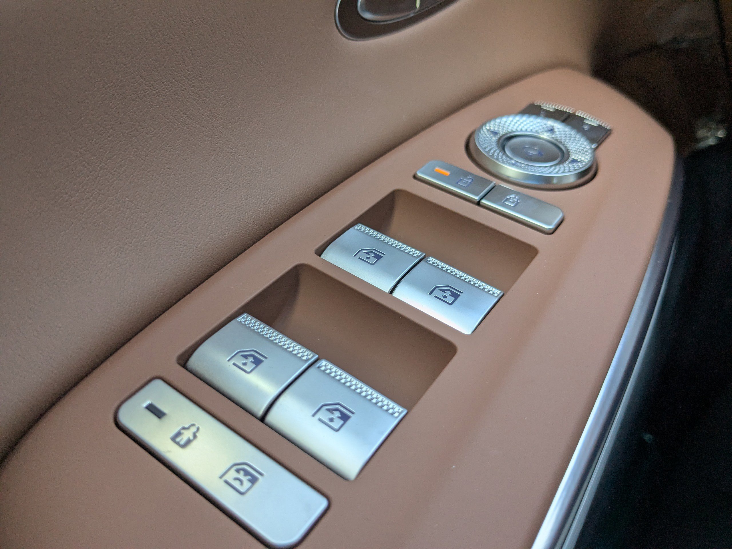 2026 Genesis GV70 2.5T Advanced photo 19