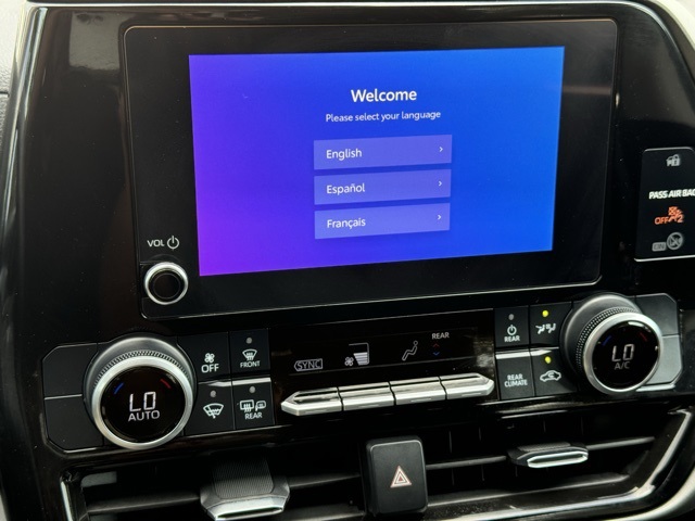 2024 Toyota Highlander LE photo 14