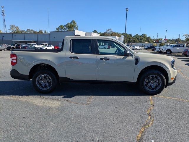 2025 Ford Maverick XLT photo 3