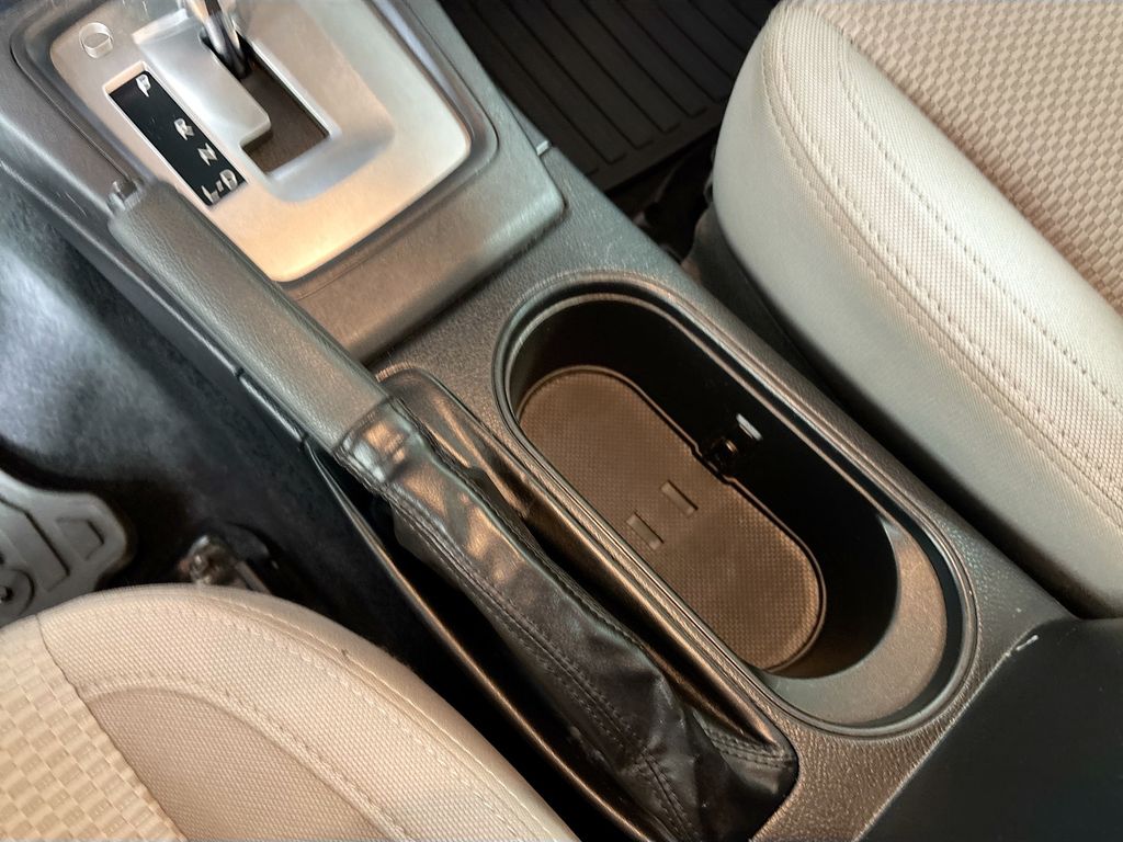 2014 Subaru Forester 2.5i photo 13