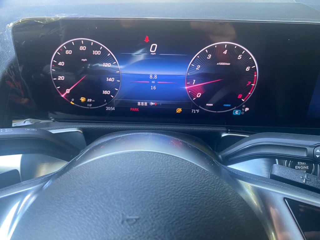 2026 Mercedes Benz GLB 250 4MATIC photo 12