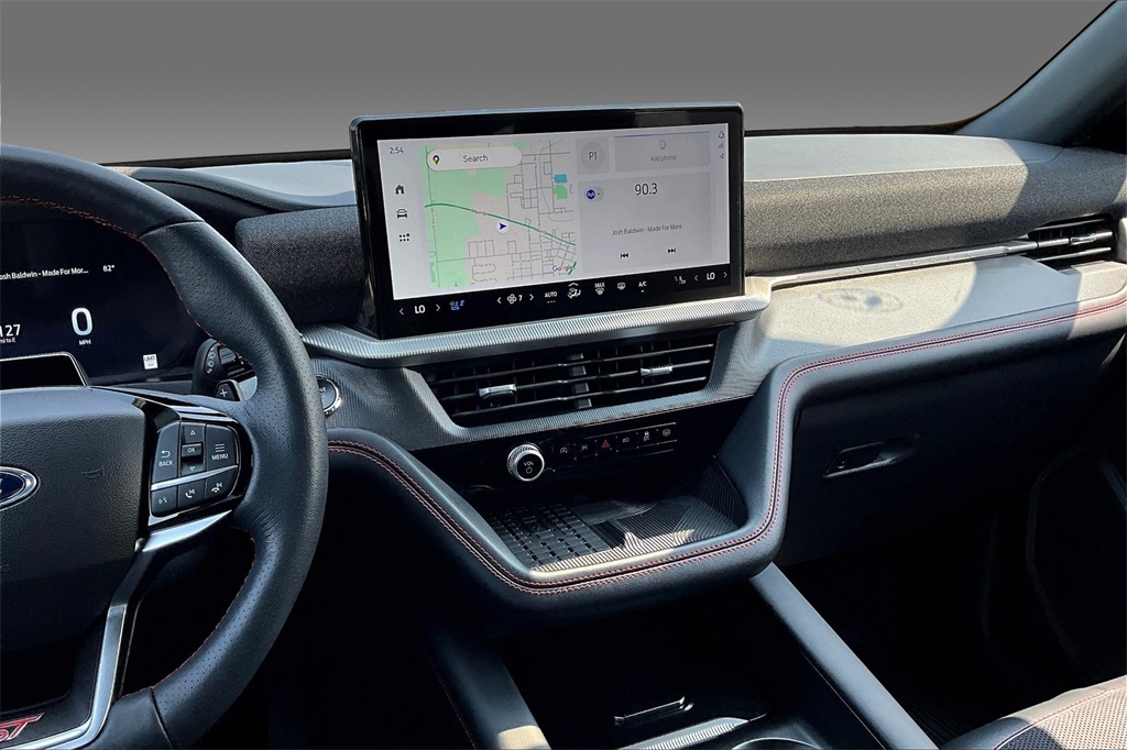 2025 Ford Explorer ST photo 3