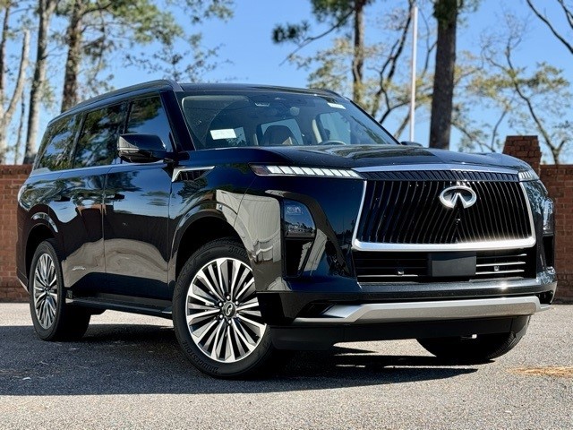 2025 INFINITI QX80 Sensory 4WD's photo