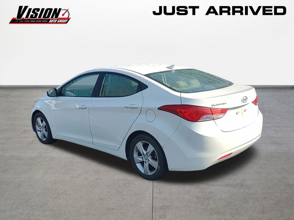 2013 Hyundai Elantra GLS photo 7