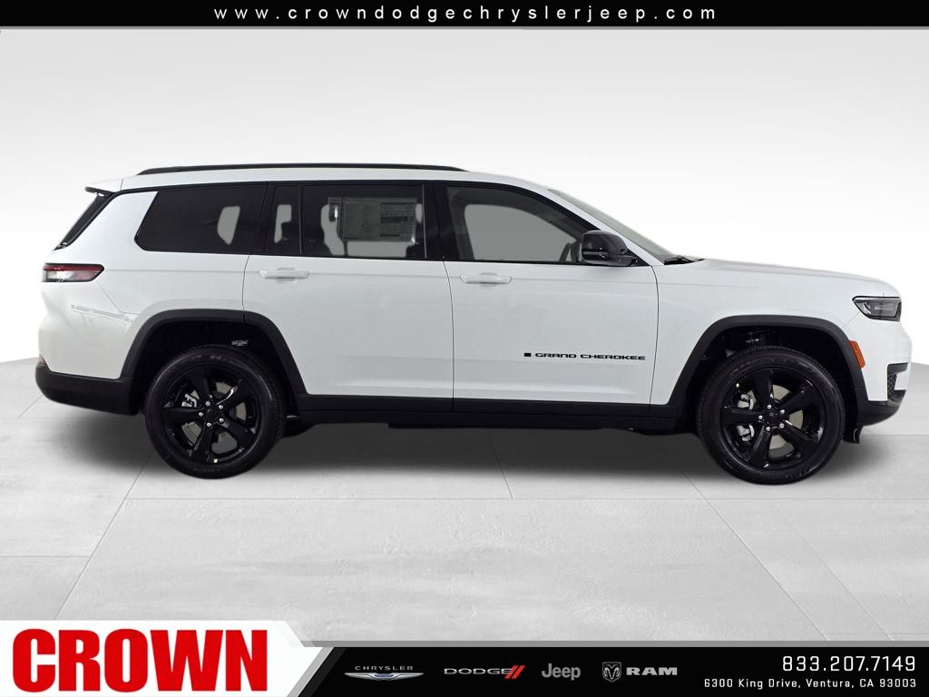 2025 Jeep Grand Cherokee Altitude X photo 4
