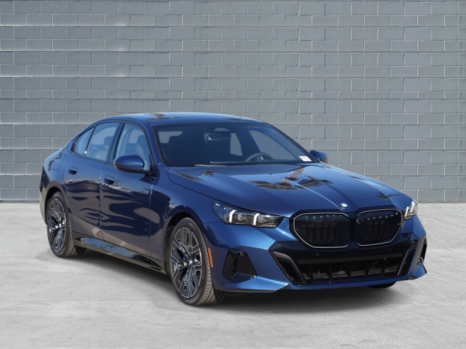 2026 BMW 5 Series 530i's photo