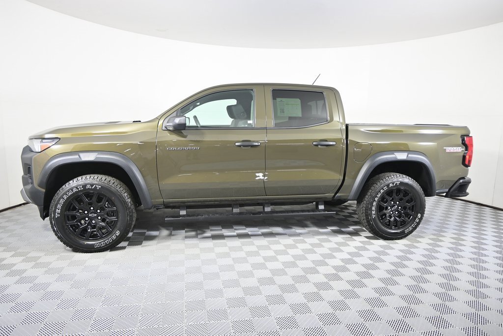 Used 2024 Chevrolet Colorado Trail Boss with VIN 1GCPTEEK6R1310738 for sale in Forest Lake, Minnesota