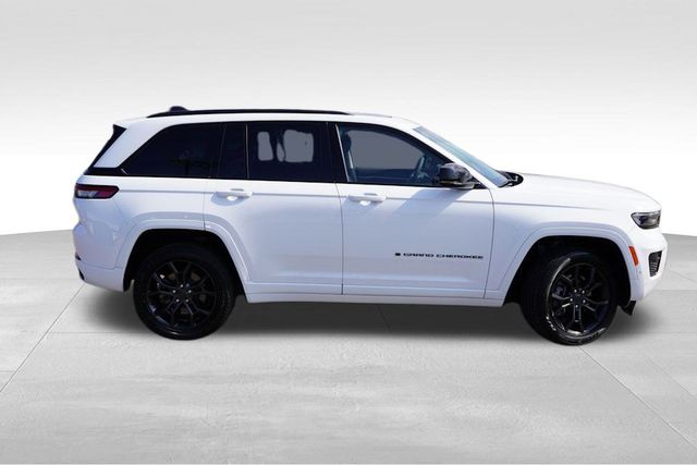 2023 Jeep Grand Cherokee 4xe photo 3