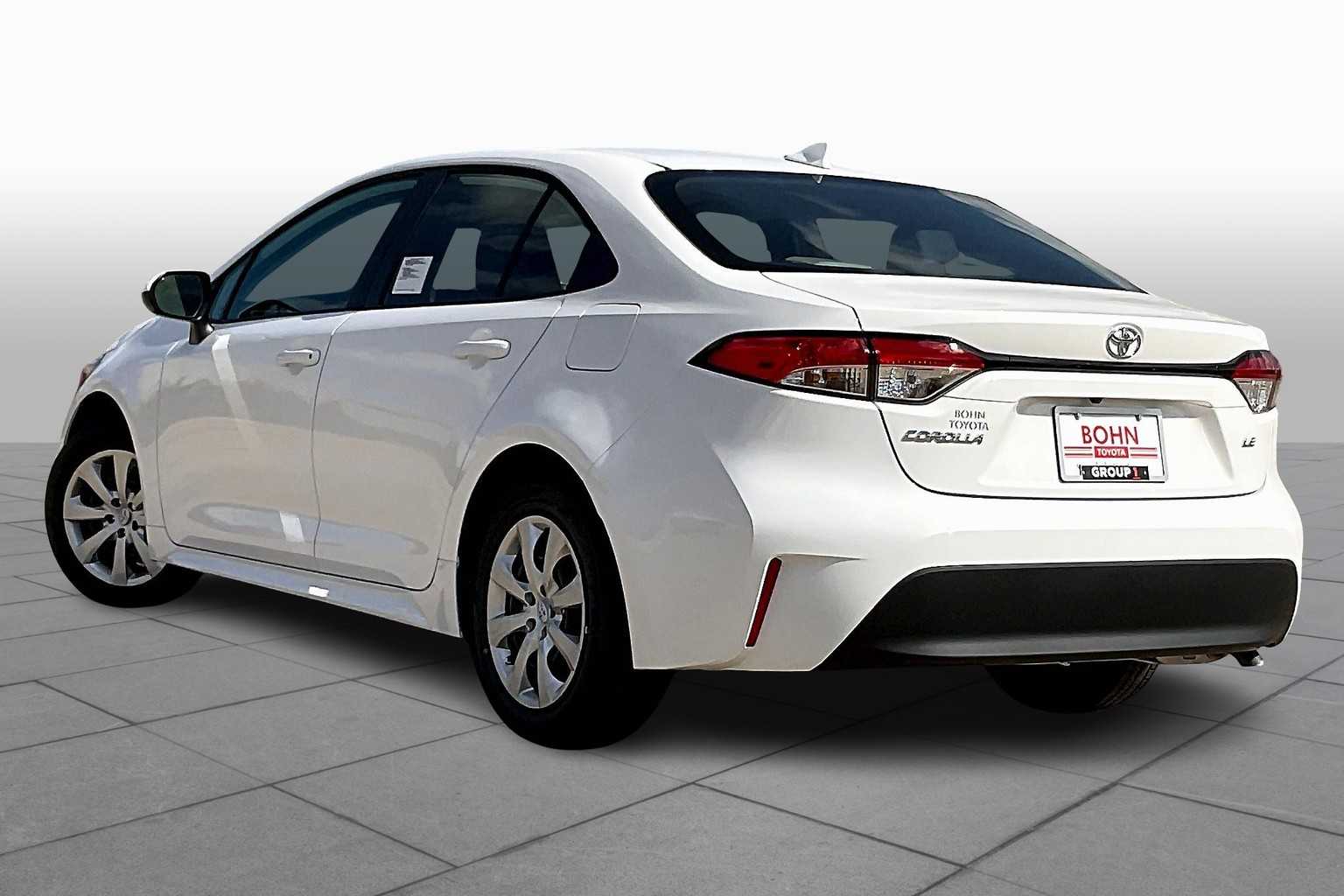 2026 Toyota Corolla LE photo 11