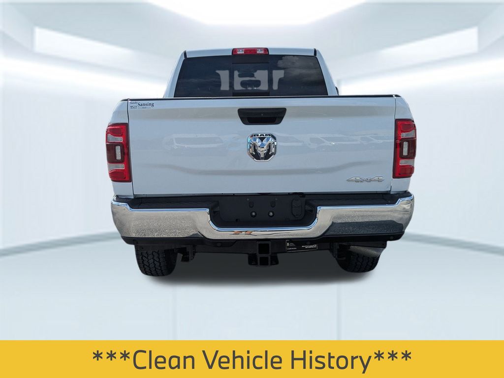 2021 Ram 2500 Tradesman photo 4