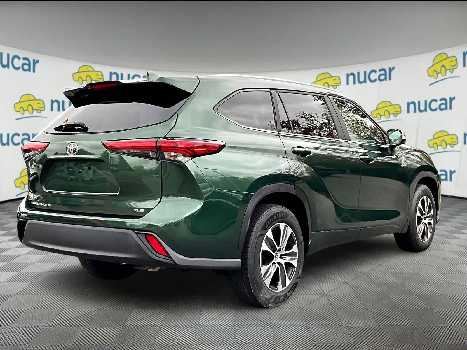 2023 Toyota Highlander XLE photo 4